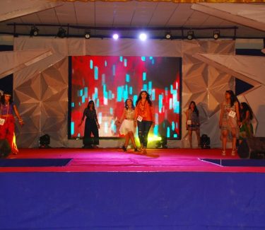 FASHION SHOW RAMP WALK 2015 DHADKAN FEST