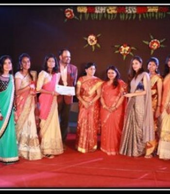 PRIZE DISTRIBUTION ON TRADITIONAL DAY